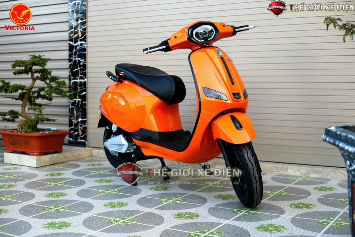 Người mới bắt đầu lái xe điện? Vespa Victoria V38 là lựa chọn an toàn