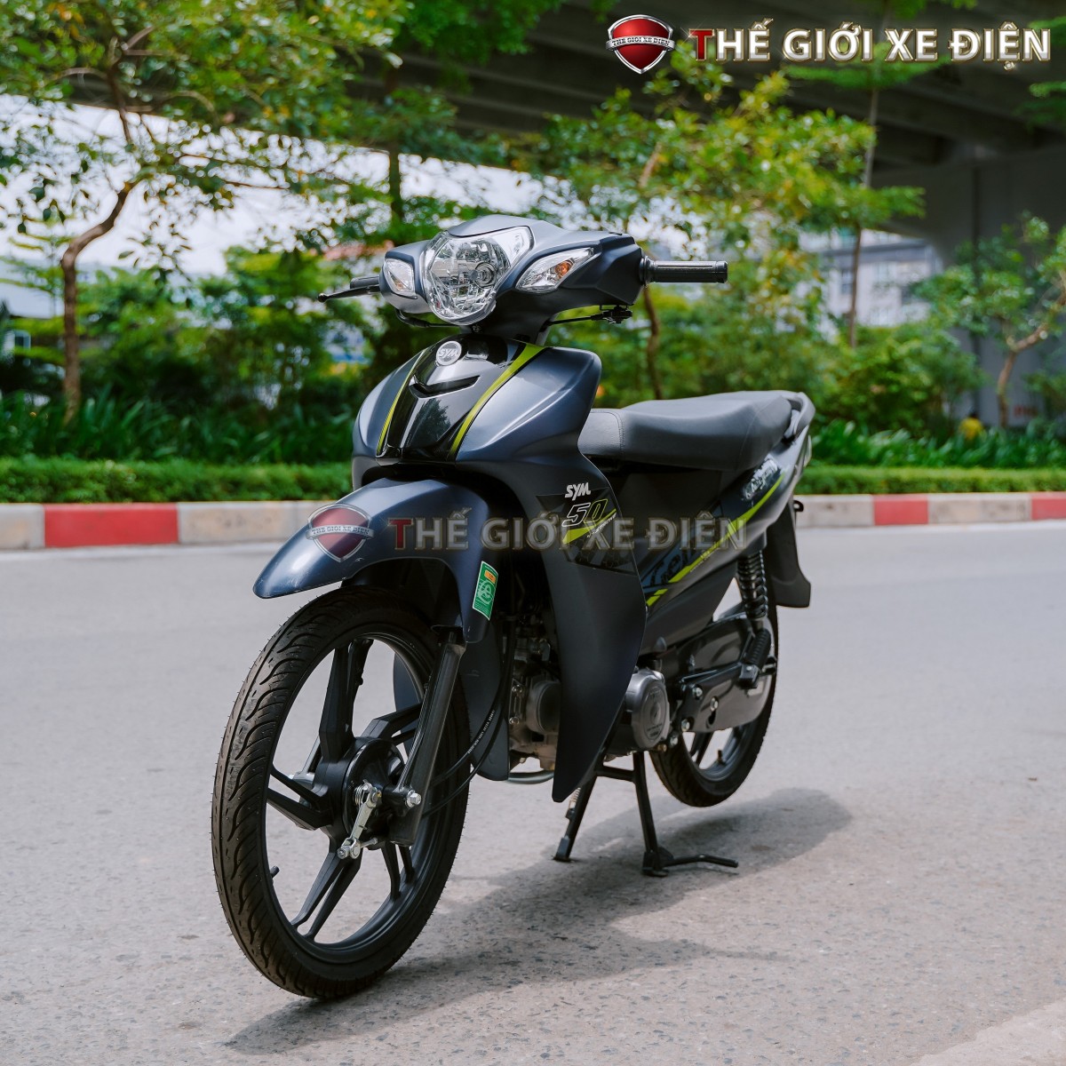 Thiết kế thể thao đầy cá tính - Xe Máy 50cc SYM Elegant 50 Vành Đúc