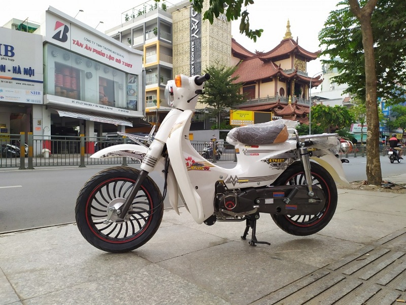 Xe 50cc Cub Hyosung Đặc Sắc Với Phiên Bản Vành Đúc Lốp To