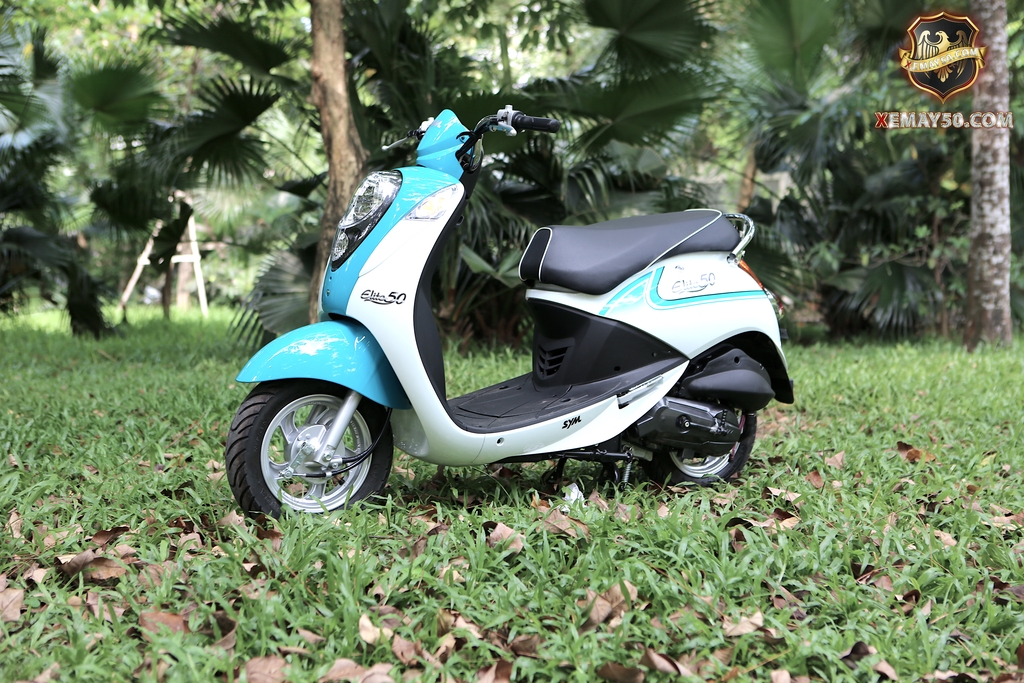 Xe ga 50cc Elite SYM trắng xanh